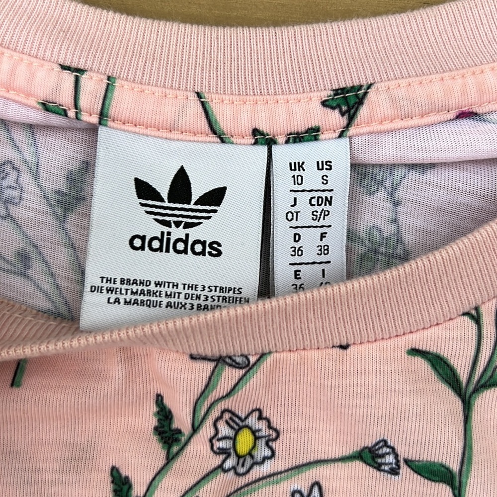 ADIDAS Crop Top - Picture 2 of 6